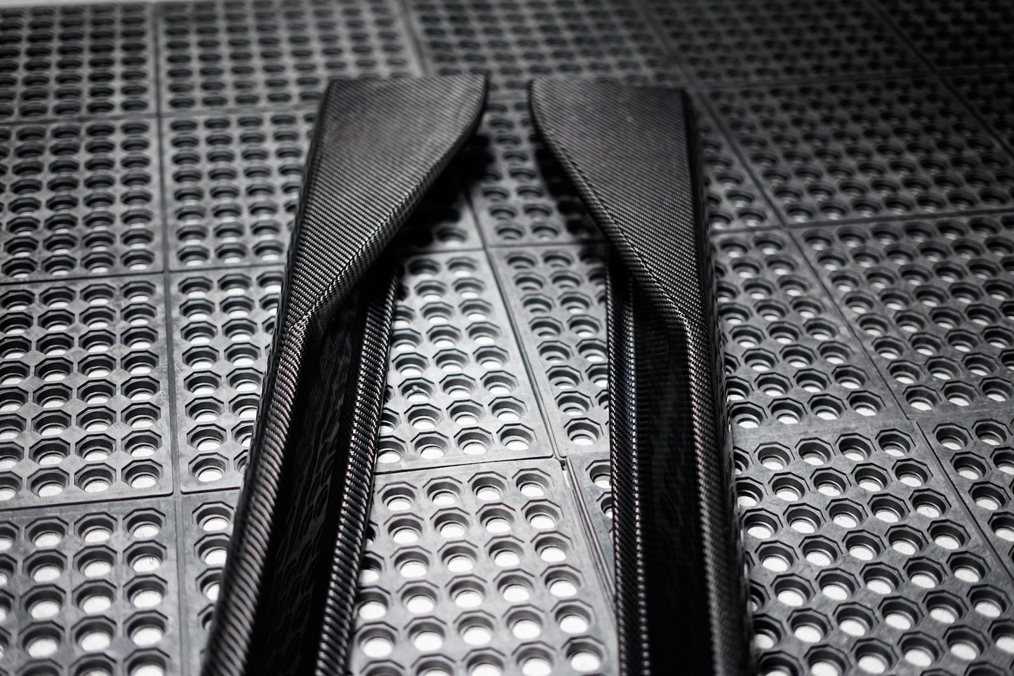 G8X Dry Carbon Fiber M Performance Style Side Skirts