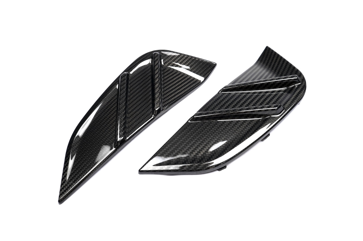 G8X Dry Carbon Fiber Fender Badges