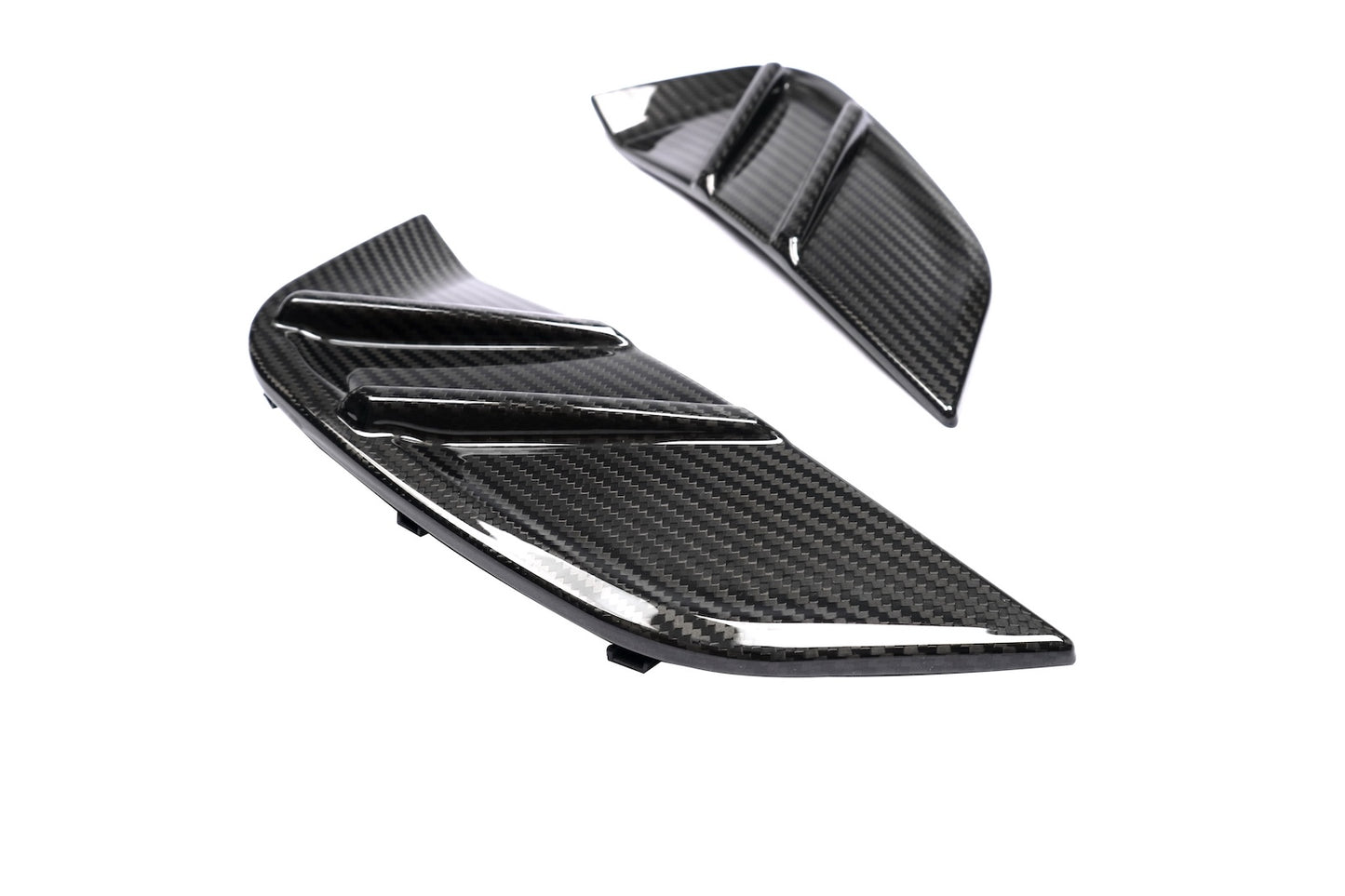G8X Dry Carbon Fiber Fender Badges