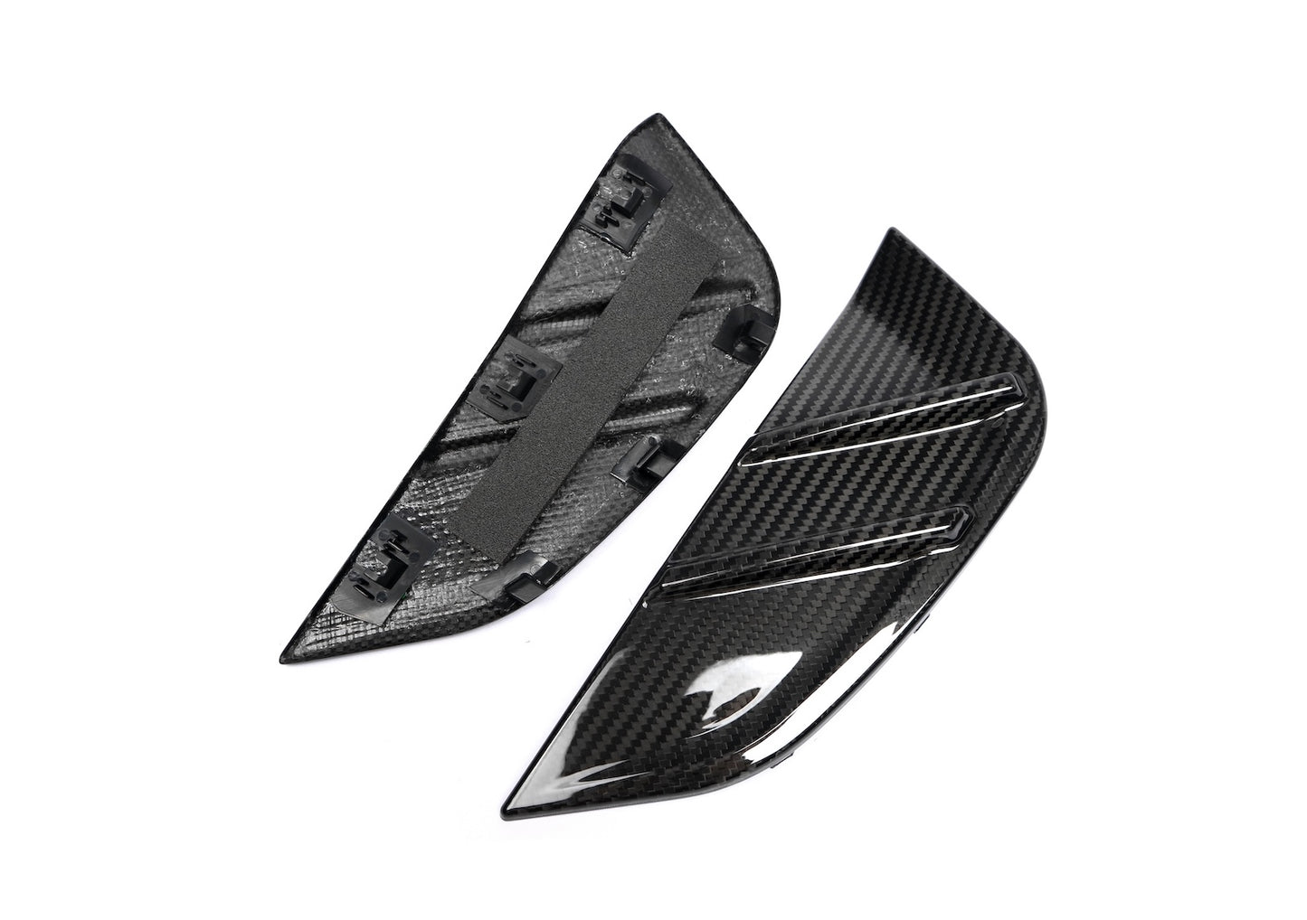 G8X Dry Carbon Fiber Fender Badges