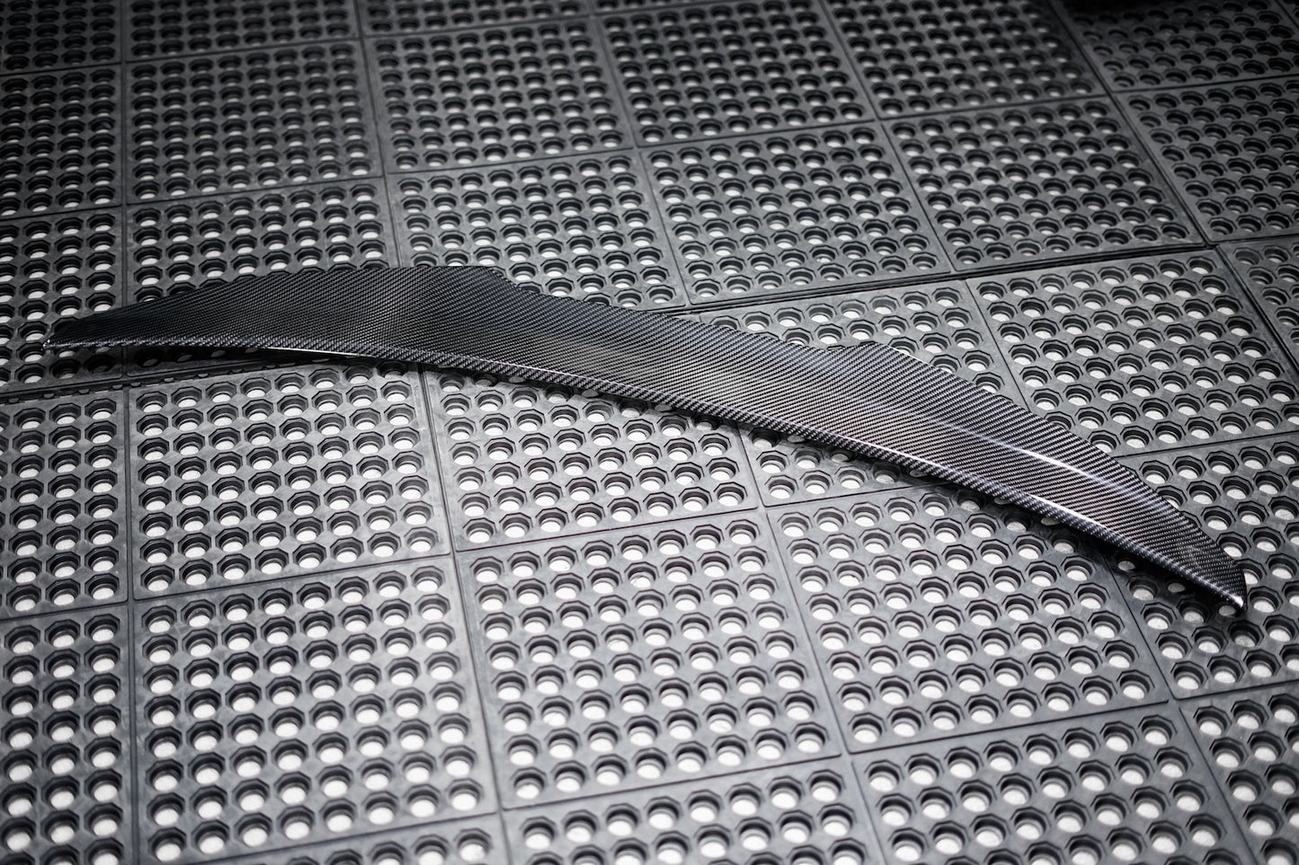 G8X Dry Carbon Fiber Performance High Kick Spoiler
